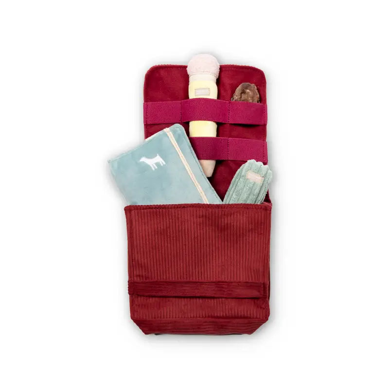 Peluche et jeux de fouille cartable